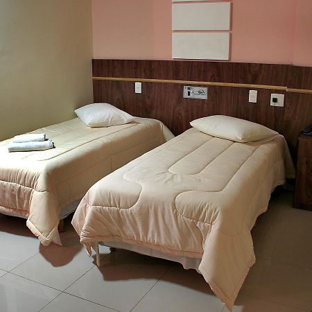 Gv Center Hotel غوفيرنادور فالاداريس المظهر الخارجي الصورة