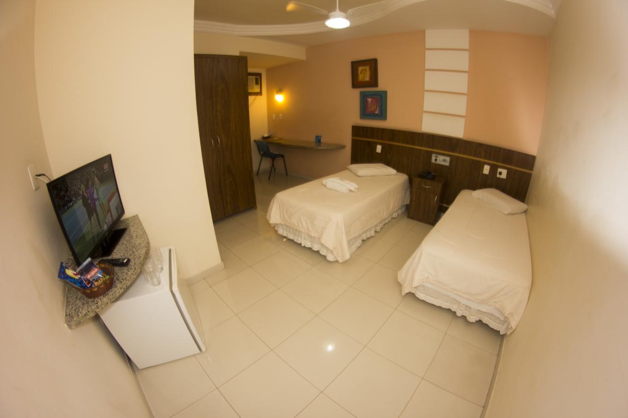 Gv Center Hotel غوفيرنادور فالاداريس المظهر الخارجي الصورة